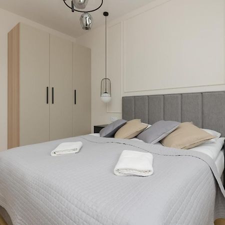 ורשה Wola Spacious Flat With Air Conditioning & Balcony By Noclegi Renters מראה חיצוני תמונה