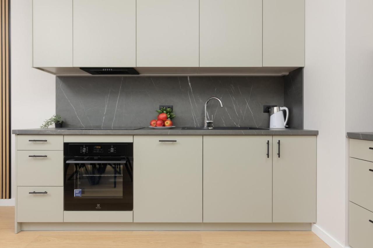 ורשה Wola Spacious Flat With Air Conditioning & Balcony By Noclegi Renters מראה חיצוני תמונה