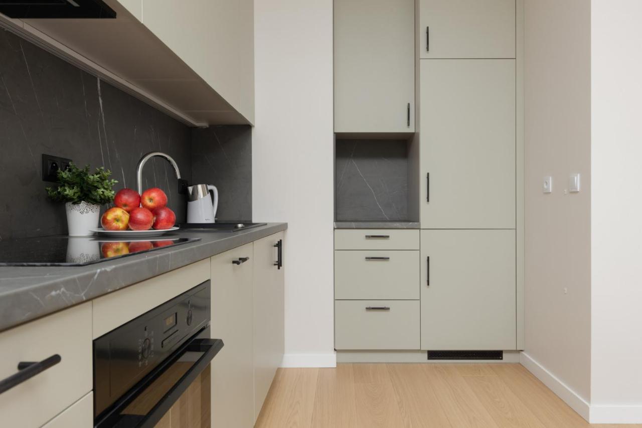 ורשה Wola Spacious Flat With Air Conditioning & Balcony By Noclegi Renters מראה חיצוני תמונה