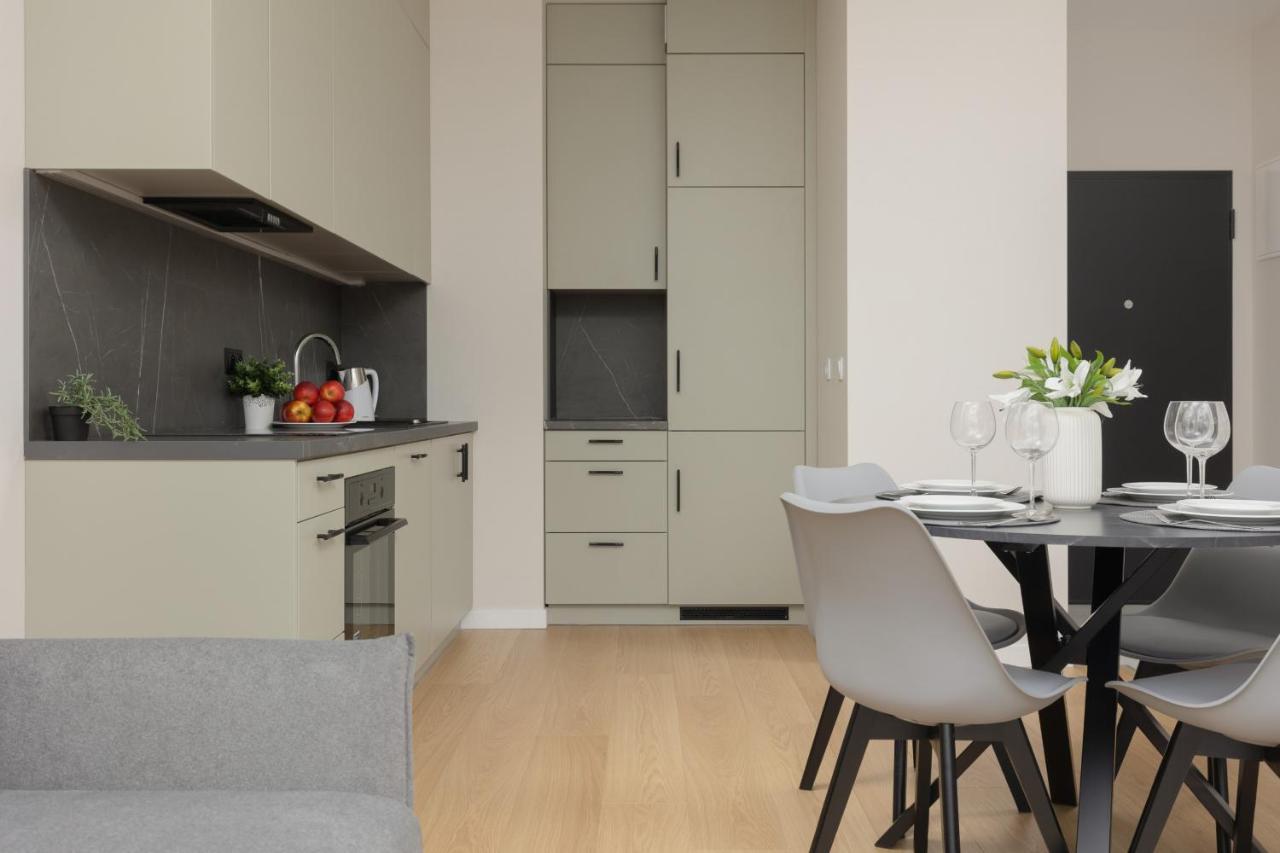 ורשה Wola Spacious Flat With Air Conditioning & Balcony By Noclegi Renters מראה חיצוני תמונה