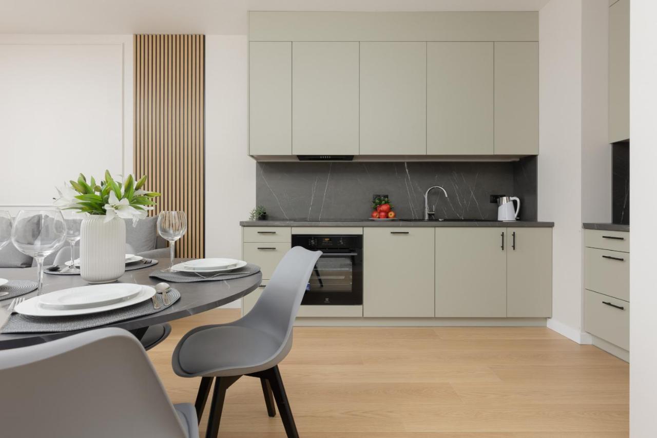 ורשה Wola Spacious Flat With Air Conditioning & Balcony By Noclegi Renters מראה חיצוני תמונה